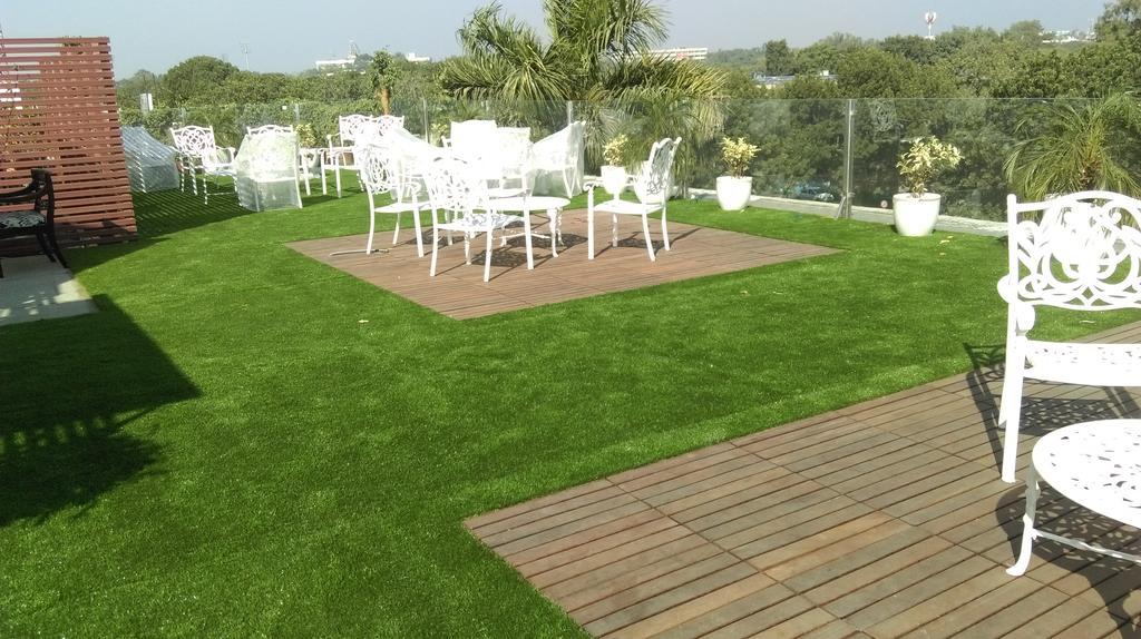 Hotel Sunbeam Premium Zirakpur Zewnętrze zdjęcie